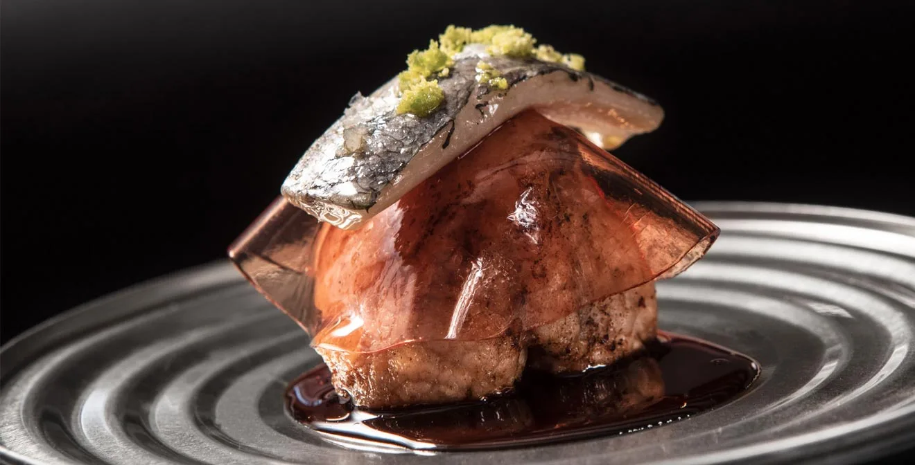 Pesce su piatto a spirale